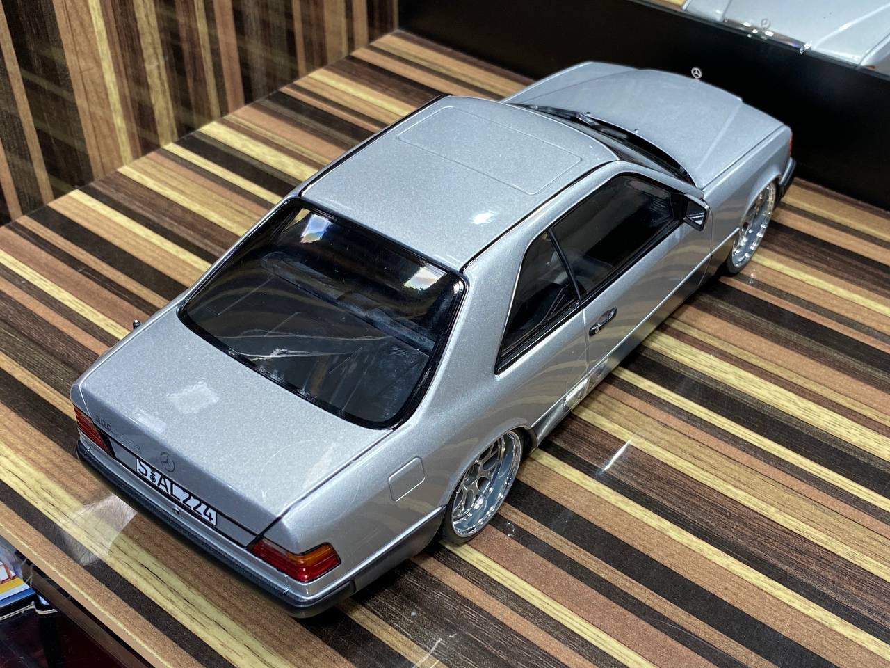 1/18 Diecast Mercedes-Benz 300 CE-24 Coupe Silver Norev Scale Model Car