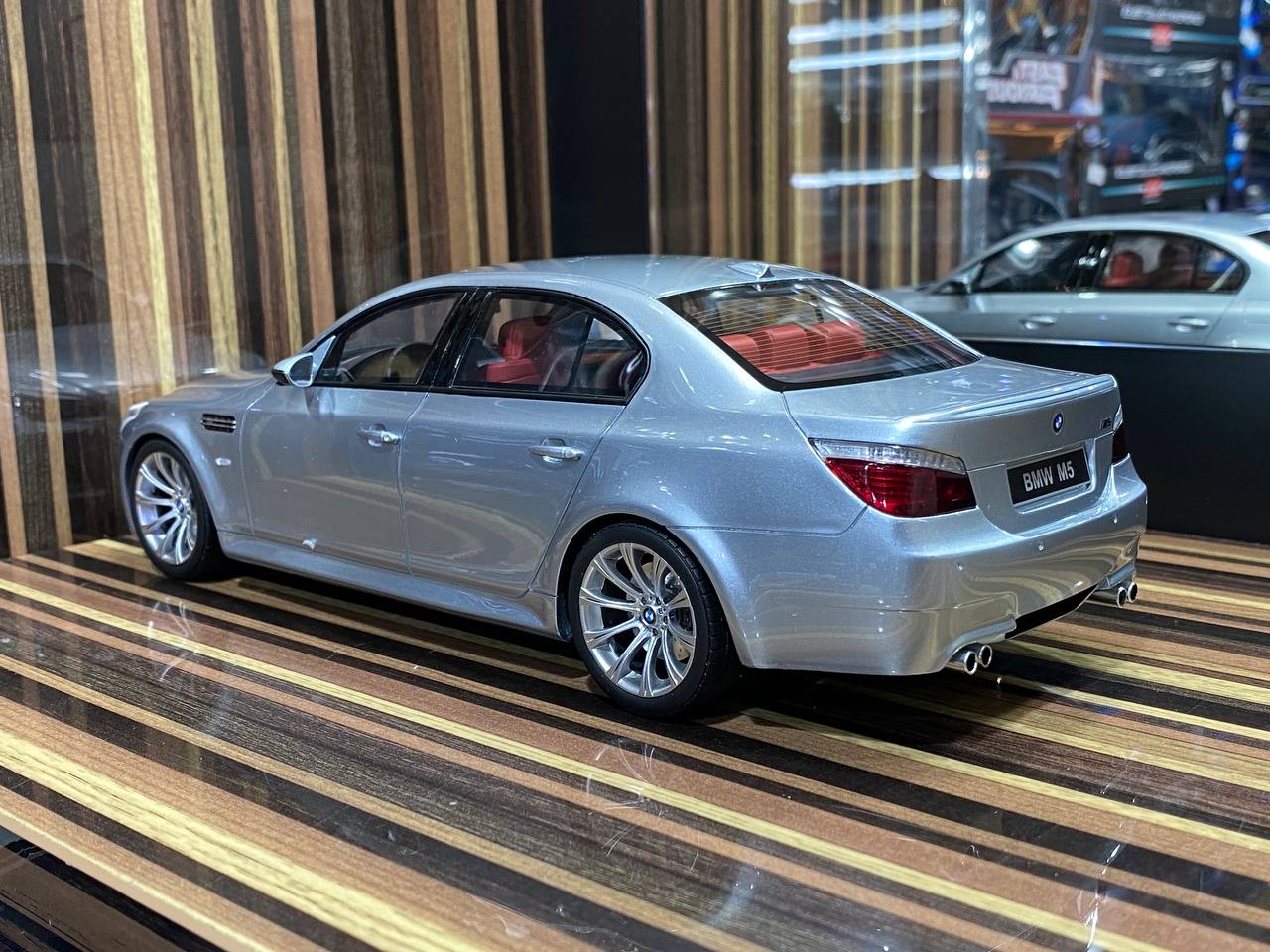 1/18 Resin BMW M5 E60 Silver Model car by Otto