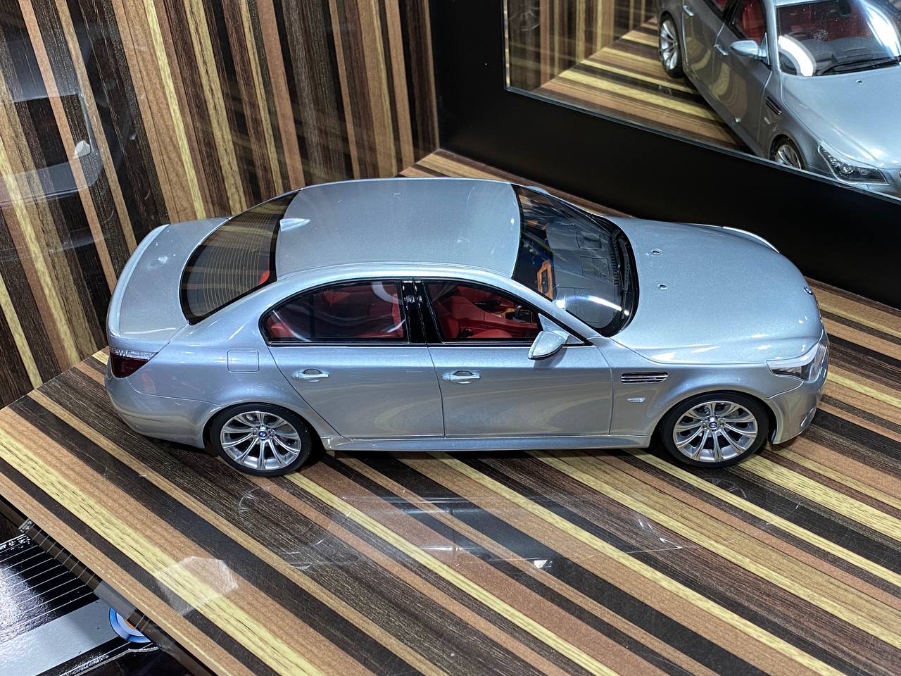 1/18 Resin BMW M5 E60 Silver Model car by Otto