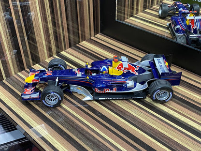 1/18 Red Bull Racing RB2 D. Coulthard 2006 Formula 1 Blue Miniature car by Minichamps