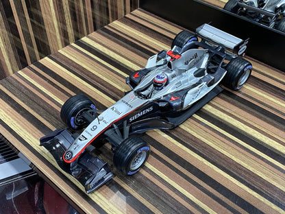 McLaren MP4-20 Kimi Raikkonen Formula 1 Hot Wheels