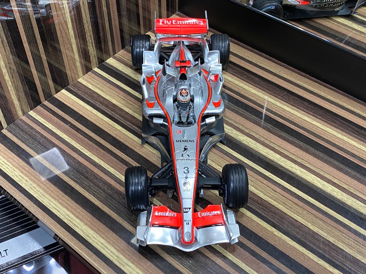 McLaren MP4-21 Kimi Raikkonen Formula 1 Hot Wheels