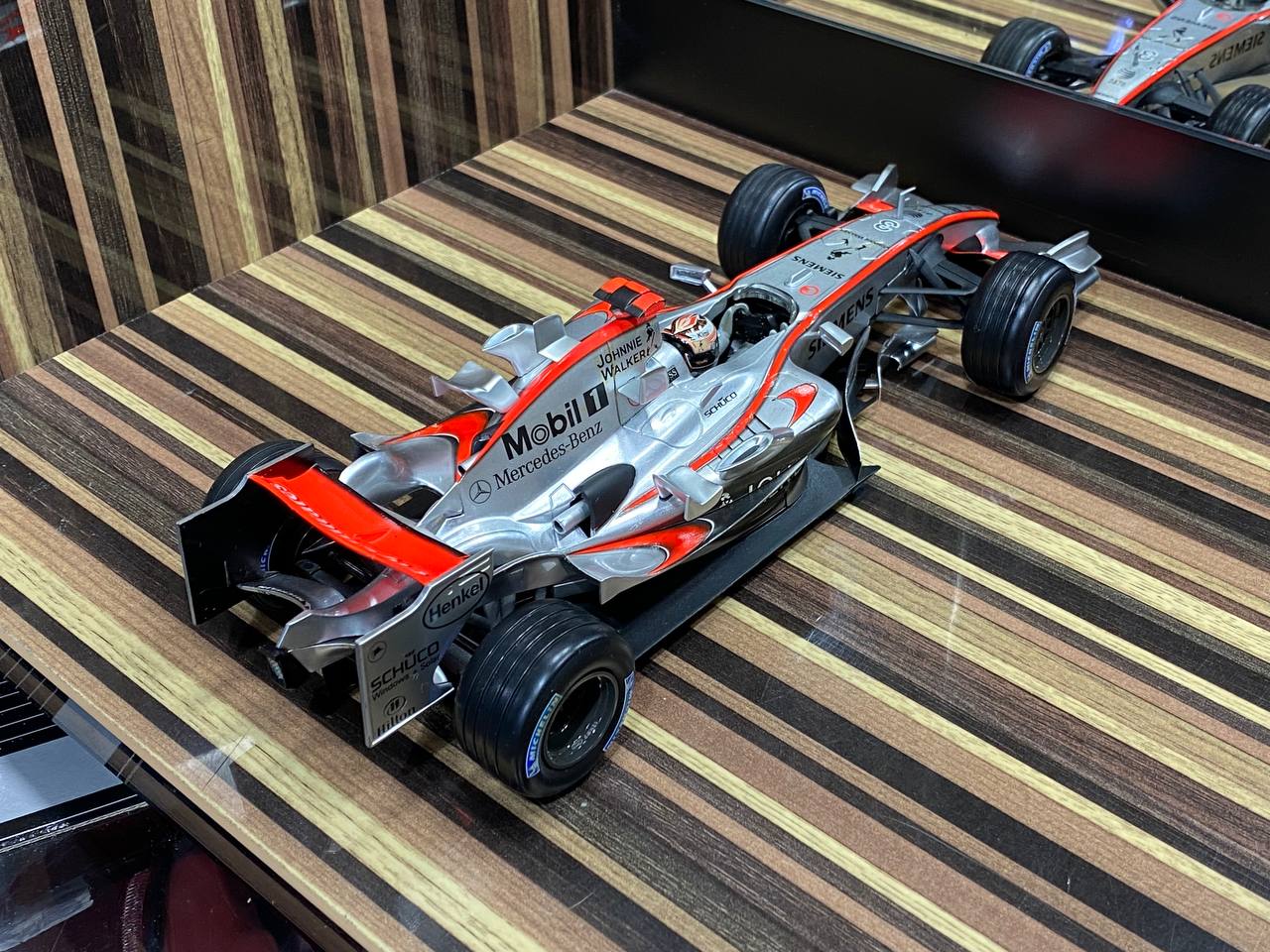 McLaren MP4-21 Kimi Raikkonen Formula 1 Hot Wheels