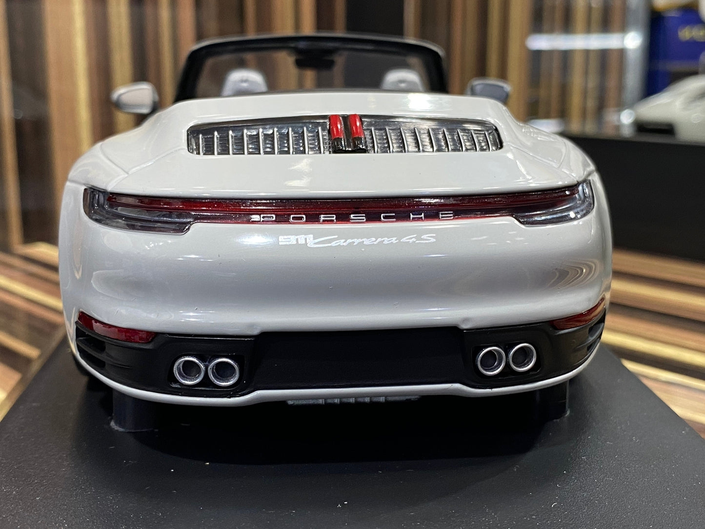 Porsche 911 Carrera 4S Cabriolet 2019 Minichamps