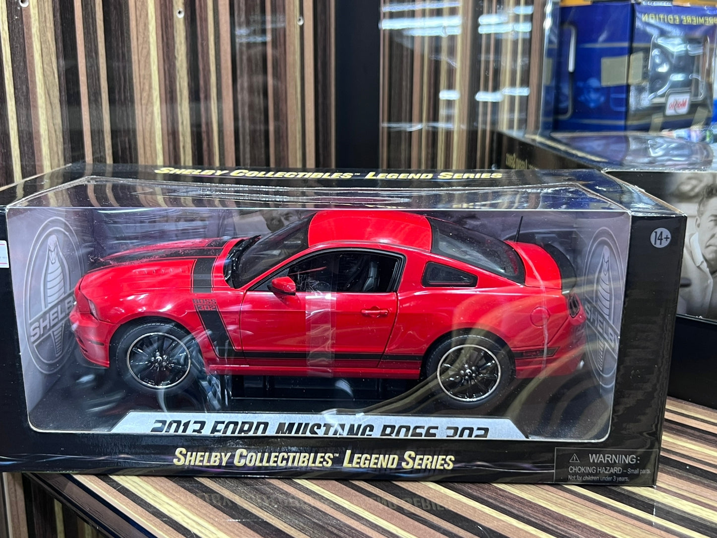 1/18 Diecast Ford Mustang BOSS 302 Red Model Car - Shelby Legend