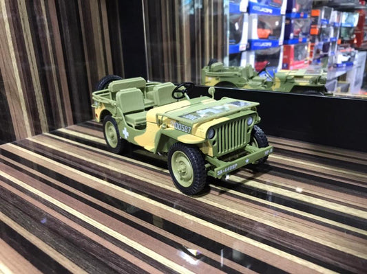 1/18 Diecast Jeep Military Camo Model car by Otto